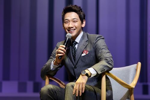 歌手ＲＡＩＮ、中国「アジアンエンターテイナー」大賞受賞