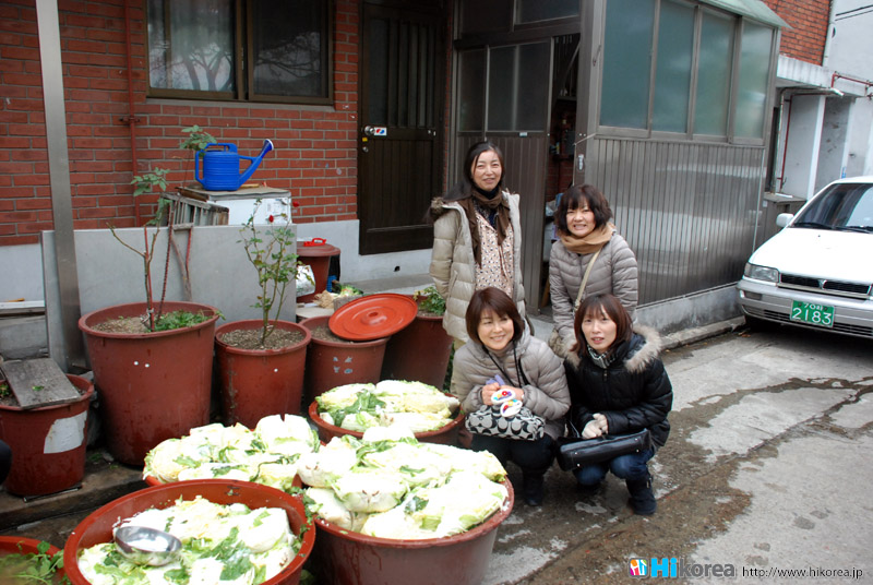 韓国は只今キムチ作り中です。　