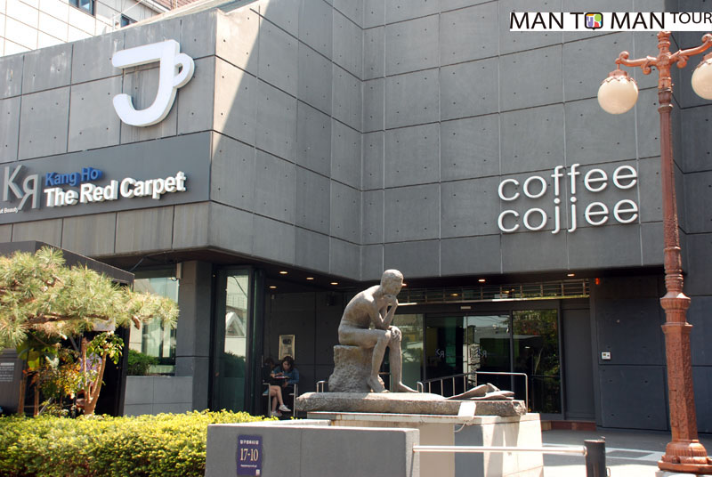 JYJのジェジュンが経営してる喫茶店のCOFFEE COJJEEを行ってきました。^^♪