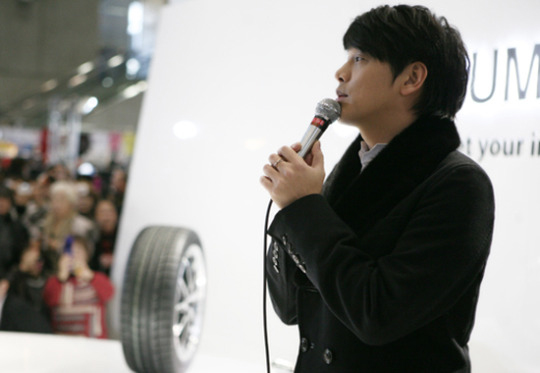 韓流スターのリュ・シウォン、エイベックスと専属契約