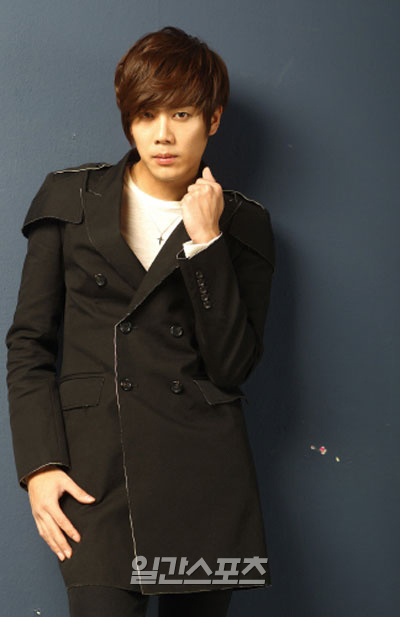 ＳＳ５０１のキム・ギュジョン、ミュージカル「宮」で皇太子に
