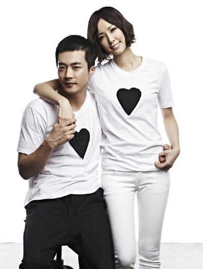 クォン・サンウとソン・テヨン夫妻がチャリティＴシャツを販売