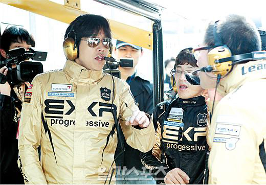 韓流スターのリュ・シウォン、なぜＦ１レーサーに？
