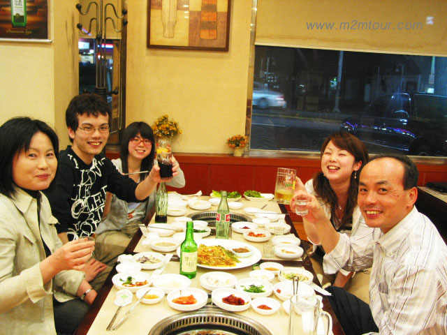 優しいお父様に感激致しました。家族みんな元気で優しく明るくて私もそうですがソンも楽しかったそうです。次回は夫婦で子供抜きにいらして下さいね。＾！＾＠