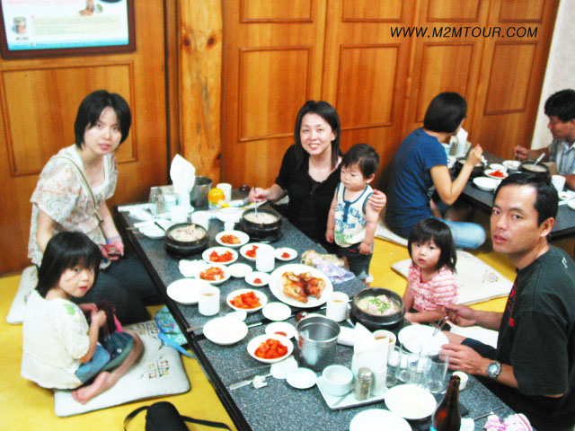 お子様連れの旅行～～大変お疲れ様で御座いました。優しすぎるお父様は留守番、、、のお陰様で色々と楽しんだのは？！！！＾＠　玉には大丈夫ですよ。お父様お疲れ様で御座いました。