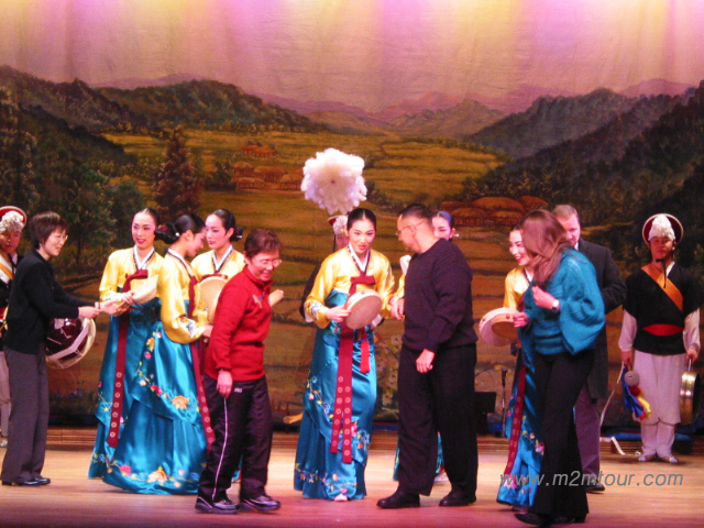 舞台に上げって一緒に踊った感想は、、一言書いてくれないと分かりましたどこにいるか！？