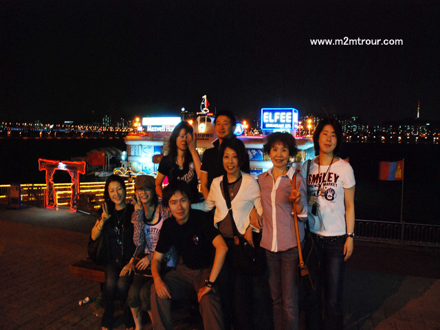 『漢川遊覧船』　韓国がこんなに楽しい町とは～＾!＾＠　朝から夜までの遊び疲れは～皆様体力つけてからご訪韓するように、笑！＾＠