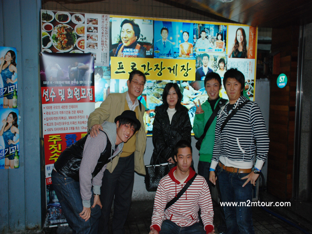 新年、明けましておめでとう御座います。商売繁盛＾＾　ご家族元気＾＾　そして、楽しい一年になりますように～＾＾