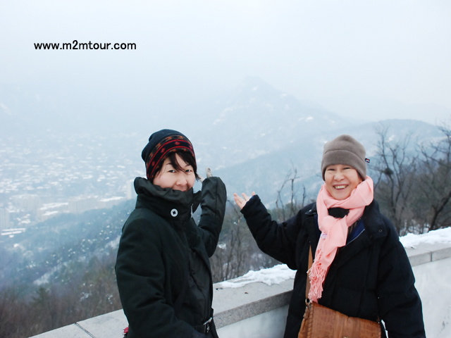 『冬の山』　親子水入らずの韓ドラ大好きなたび～＾＾寒かった!?　でも、こんな笑顔はなかなかないかな！＞＜