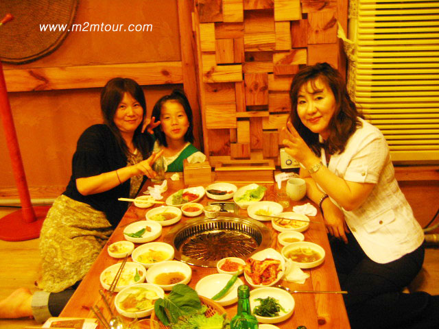 一日のみのお付き合いでしたけどご満足頂きましたでしょうか?　満足　！＾　満足　！＾＠　お子様も韓国が好きになれたかな？　お子さんも人を見る目はきちんとありますね。ハハハ(笑)