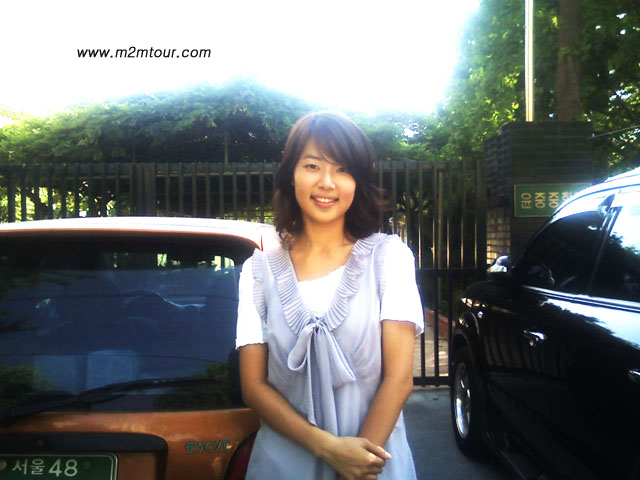 運良く撮影現場でハンジヘさん写真を撮ることができました。本当に美人で優しくて気さくな俳優さんで私も惚れてしまいました。皆様も思わず俳優さんにバッタリ会えるかも！＾＠＠＠