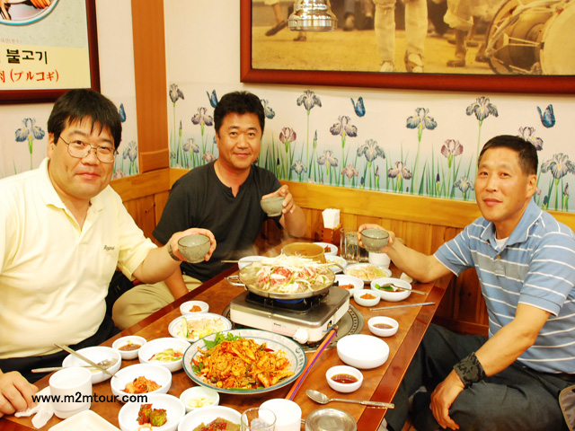 『韓国お酒マッゴリ』色んな味のマッゴリ飲み歩きツアー笑～　飲んで飲んで飲まれて飲んでもマッゴリって最高～＾＾!