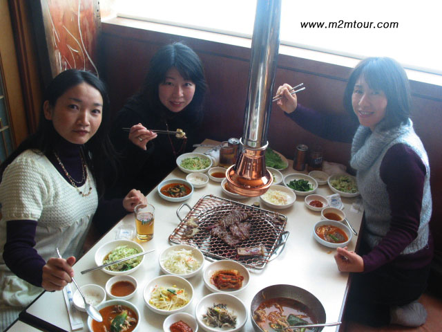 『焼肉屋　中一会館』にて。少し食べるつもりが、、ＴｍＴ　その程度、美味しかったんですね。0!0　2008年初めてのお客様、、、永遠に覚えておきます。感謝、感謝＾＾